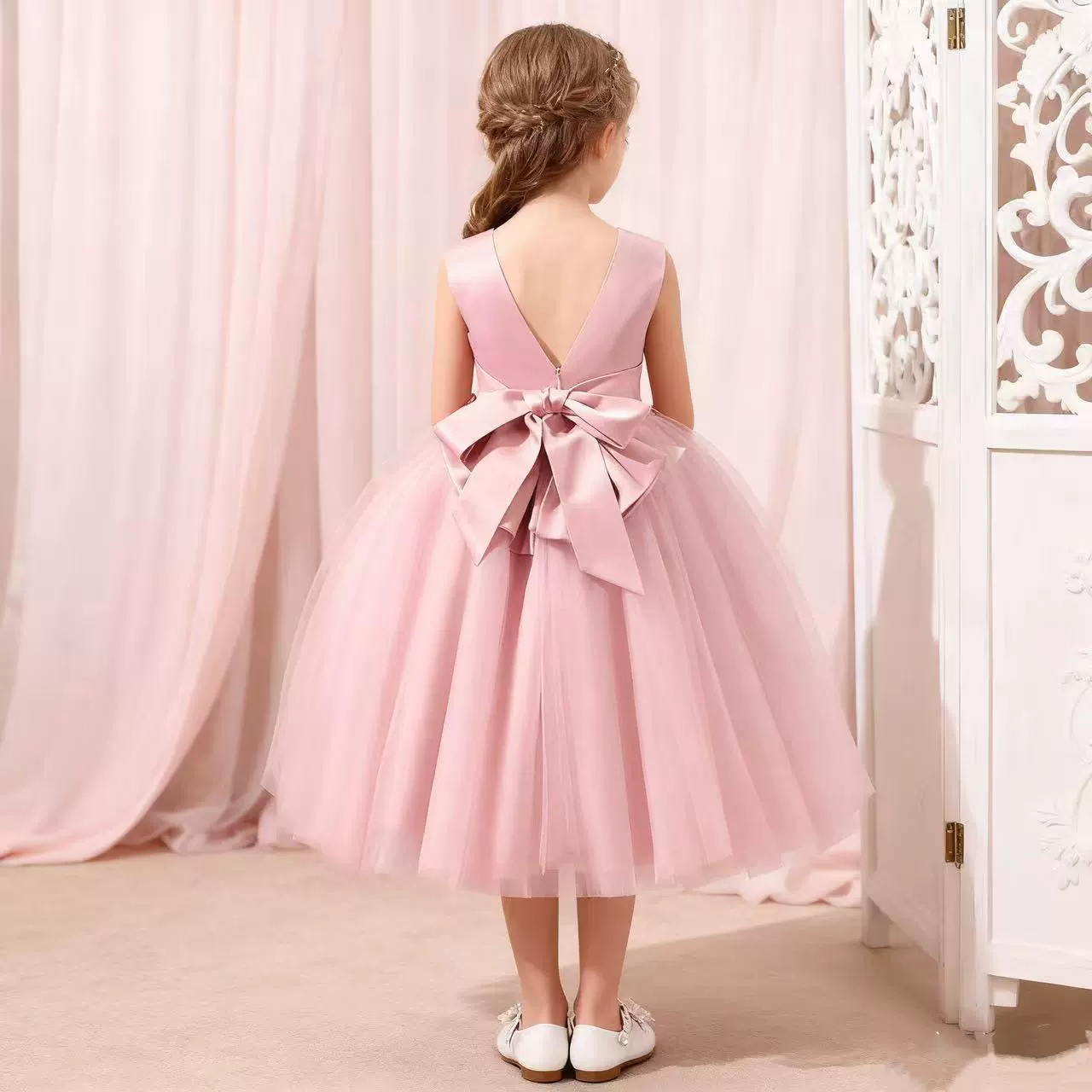 Long children's small princess costume sleevless, dress with bow, long skirt, European style, western style