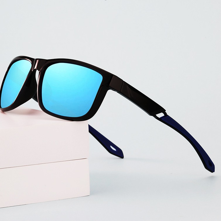 Two-color glasses