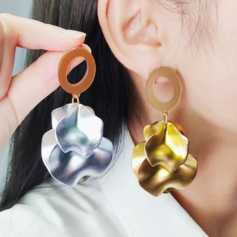 Europa y América diseño transfronterizo sensación de pendientes de flores empalmadas pendientes de acrílico moda sensación de alta calidad pendientes de orejas joyas de orejas mujeres