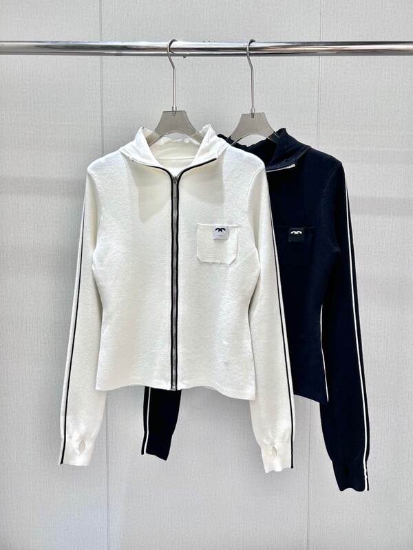 Xiangjia Korean Style College Style High-End Contrasting Color Casual Hooded Slim and Versatile Knitted Sweater Xiangjia Korean Style College Style High-End Contrasting Color Casual Hooded Slim and Versatile Knitted Sweater