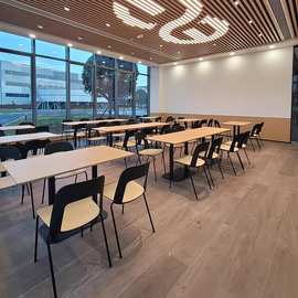 高校学生分体食堂餐桌椅组合工厂单位公司员工职工食堂桌子椅子