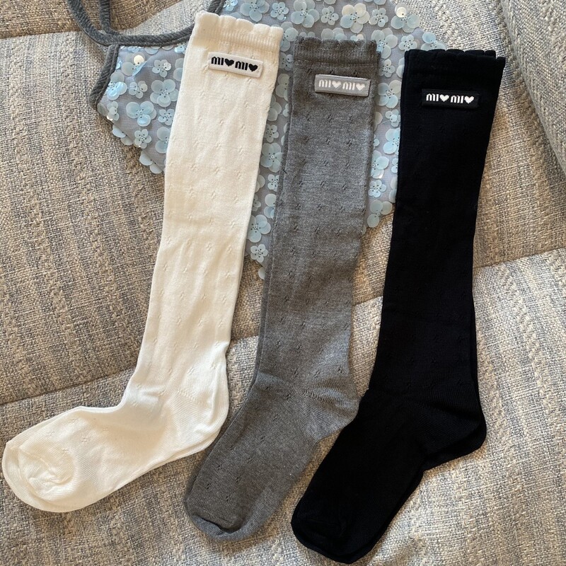 26Ss Xiaohongshu Style Letter Hollow-Out Silk Slouch Socks, Mid-Calf Runway Vibe Knee-High Socks, Women's Knee-High Socks