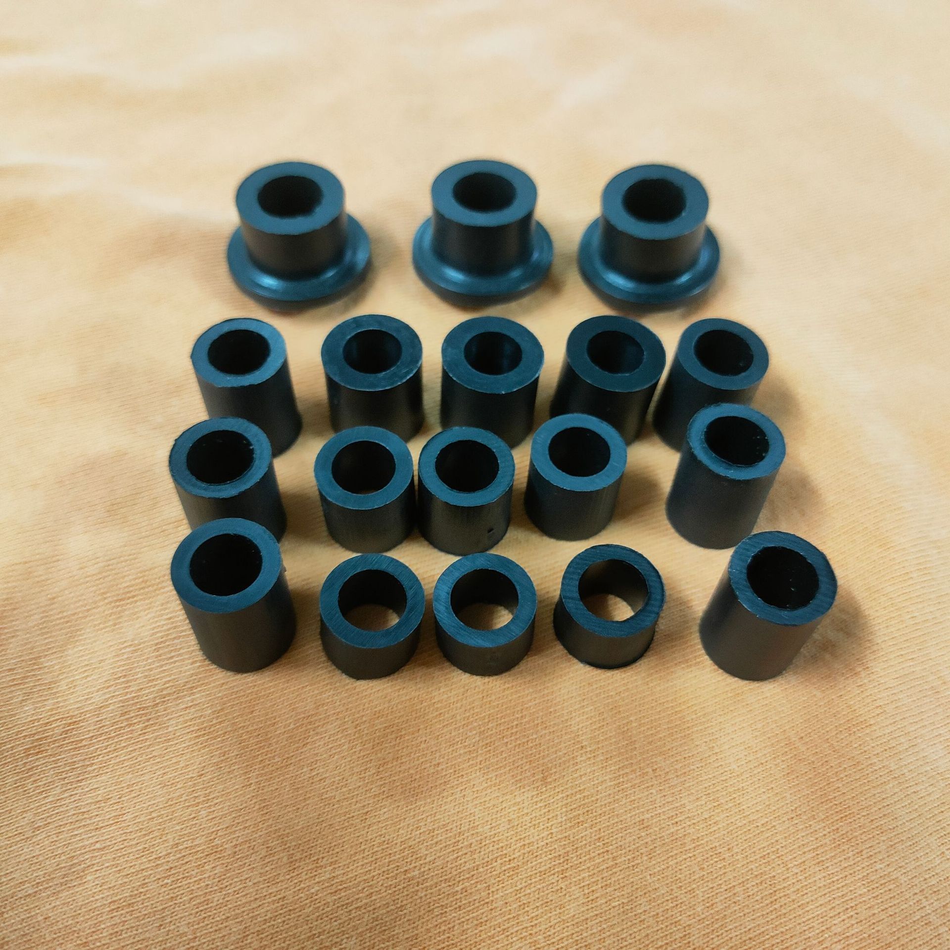 PA6隔离柱塑料套管圆形垫尼龙空心通孔支撑柱加厚垫片垫柱直通