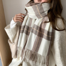 新款仿羊绒格子围巾女冬季学生百搭男保暖情侣高级感围脖生日礼物