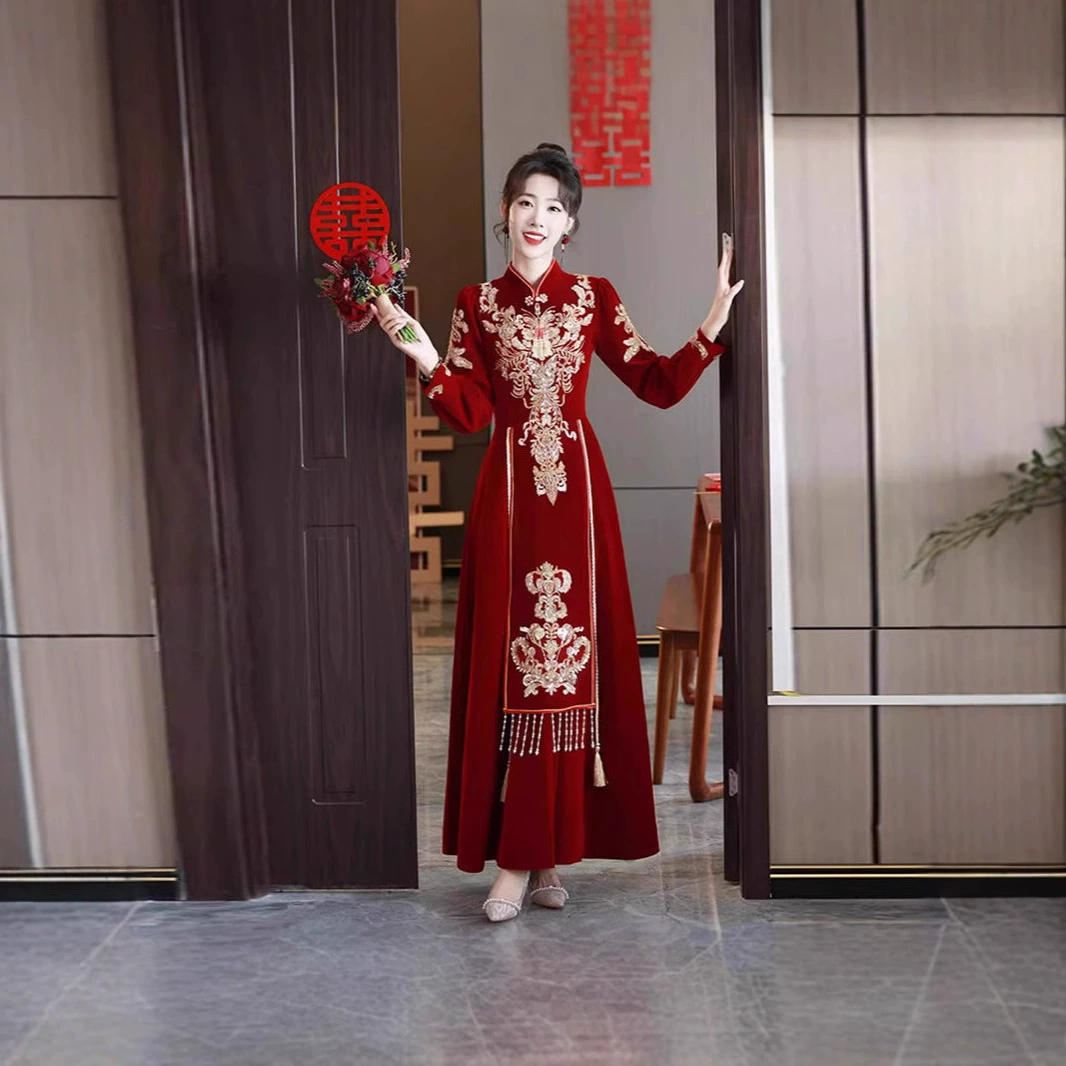 Новый китайский костюм Cheongsam 2025 новый винно-красный воротник ретро cheongsam зимняя тяжелая помолвка юбка