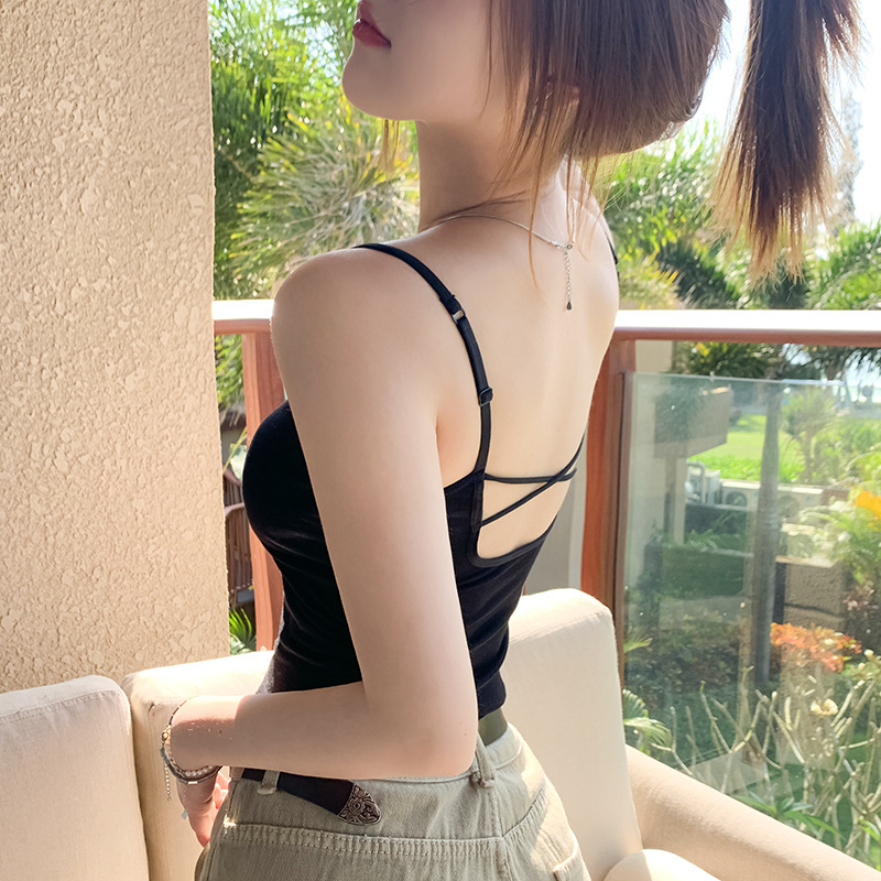 Beautiful back sling 2024 new explosion women's black vest outside wear with chest pad base sweet and spicy small jacket summer Beautiful back sling 2024 new explosion women's black vest outside wear with chest pad base sweet and spicy small jacket summer
