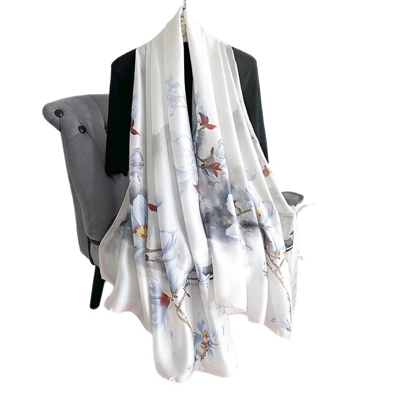 Nueva bufanda de seda para mujer nueva bufanda de playa con chal de satén de seda fina bufanda de viaje decoración de moda bufanda de seda de imitación de todo fósforo