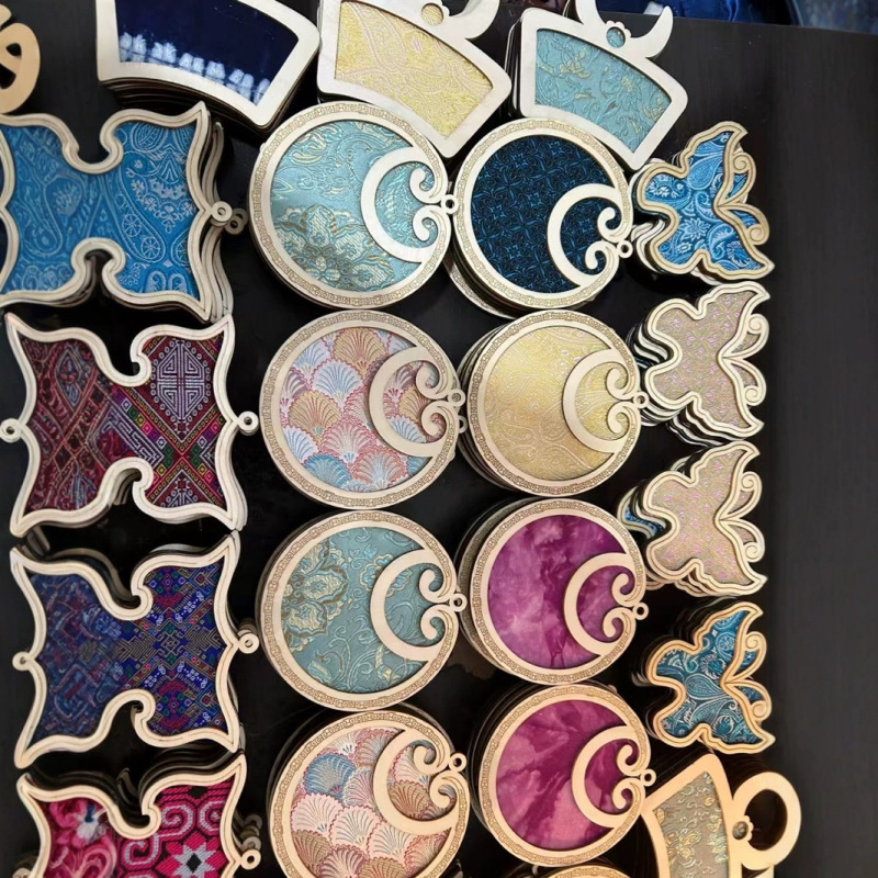 雲南省麗江大理少数民族刺繍、傣族刺繍、宋錦、扎染、冷蔵庫用マグネット、民族文化創作品、民族風手工芸品|undefined