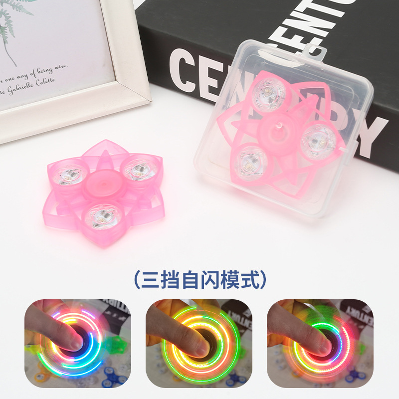 Stall good source of supply spinning top with light on the fingertip 32-color LED glowing crystal children's spinning top toy batch