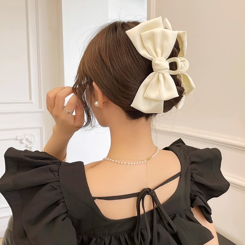 Princesa en fuga dulce satén arco clip de captura temperamento captura cabeza posterior clip de cabello tiburón clip de cabello joyería