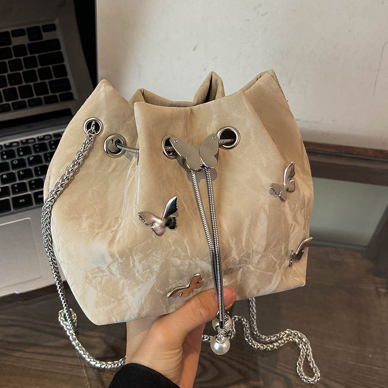 Bag Women's 2024 New Crossbody Bag High-end Sense Fashion Shoulder Hand Bucket Bag Go Out to Work Small Bag