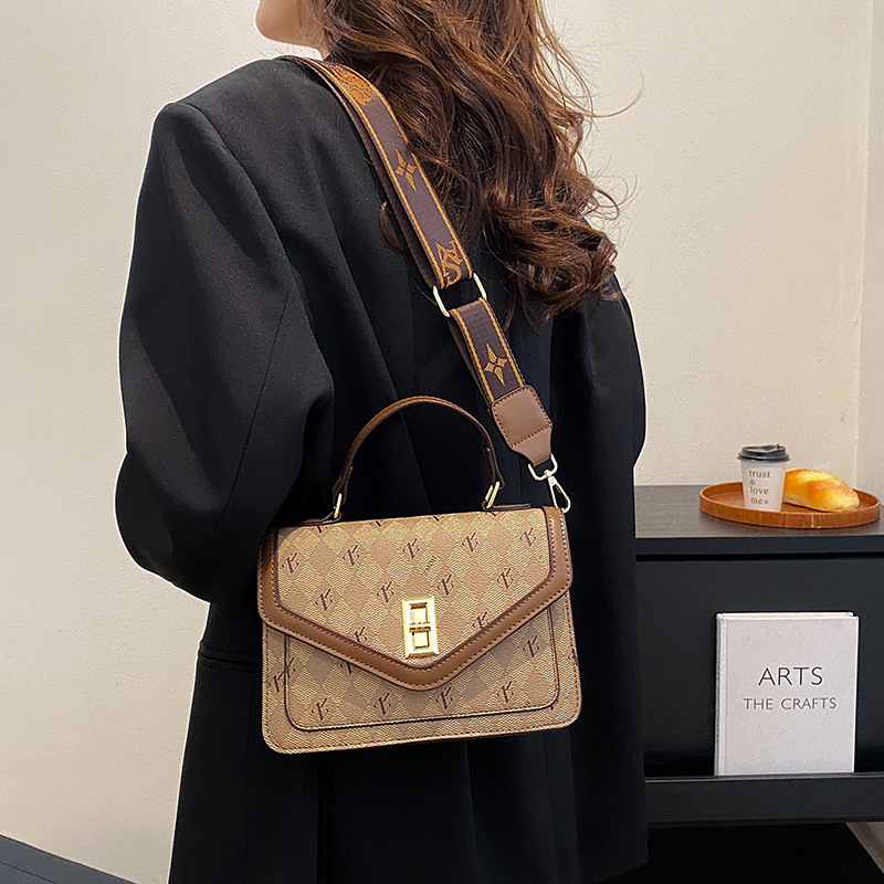 Borsa a tracolla donna grande capacità elegante e versatile_voghion.com