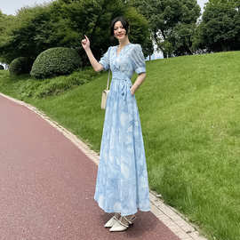 韩版印花中长款法式新款A字裙v领显瘦浅蓝短袖开叉淑女风复古夏季