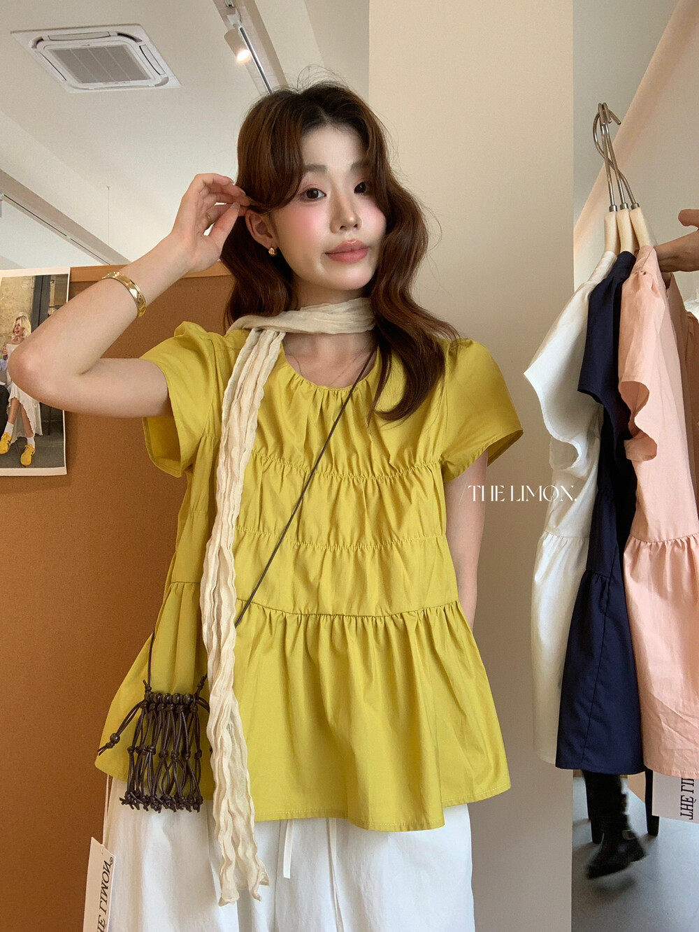 Áo thun nữ cổ tròn tay phồng xếp ly nhún chun — Xanh đen, màu hồng, màu trắng, màu vàng chi tiết 29