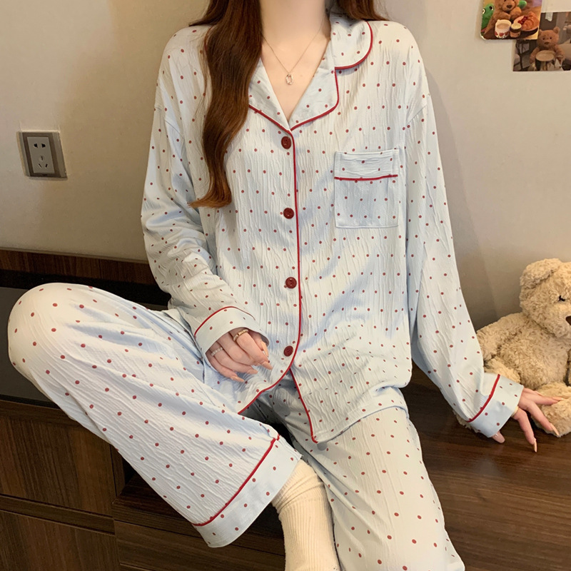 蝶結びのさくらんぼのプリントの女性のパジャマの春と秋の新型のカーディガンの長袖のズボンの部屋の服のスーツは実際に卸売りをたたきます。|undefined