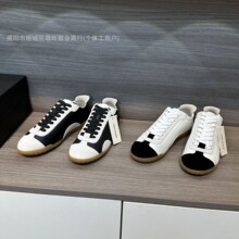 ݸ�洺���¿�С���ƴɫ��ѵЬŮ�����Ƥʱ�аٴ���Ьϵ������Ь