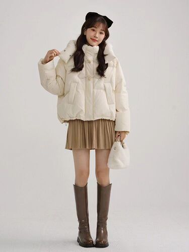 Women's Short Puffer Jacket 2024 Winter Anti-Wind Waterproof Thick Warm Cowhide Button Outerwear Trendy and Versatile for Petite Women
