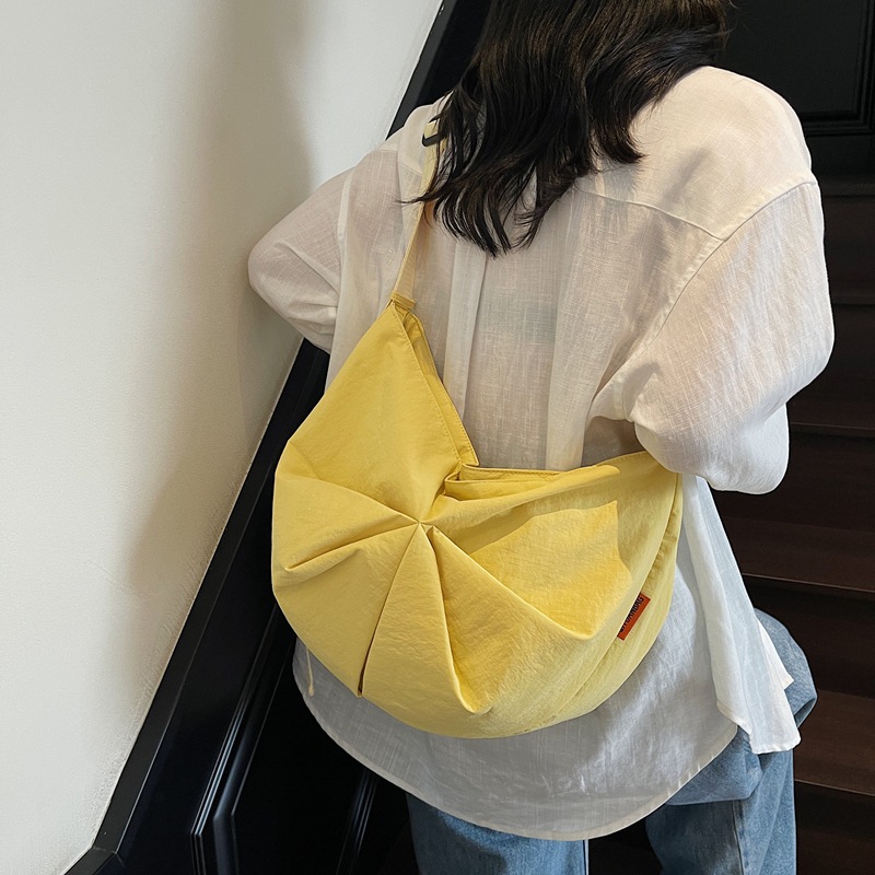 Bolsa de hombro de mujer simple coreana de color sólido de gran capacidad para trabajar bolsas de mujer 2026 bolsas de bolsas de bolsas de nicho image 4