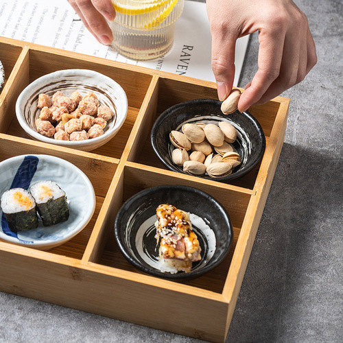Japanese ceramic tableware divided plate Jiugongge dinner plate condiment plate sushi Japanese sauce dessert plate restaurant use