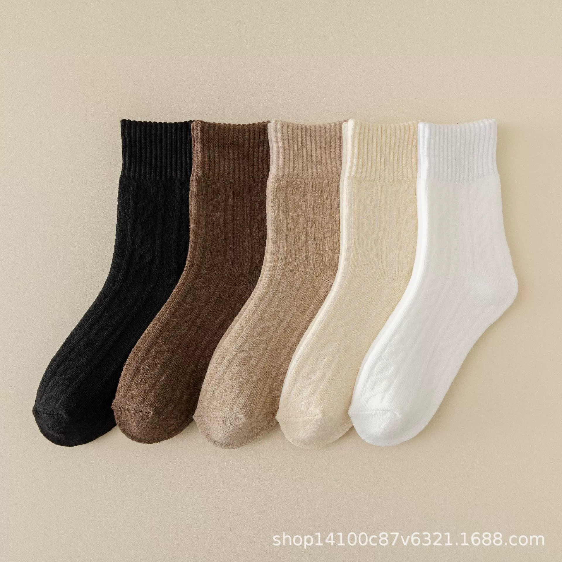 Keep warm Japanese knee socks, mid-length