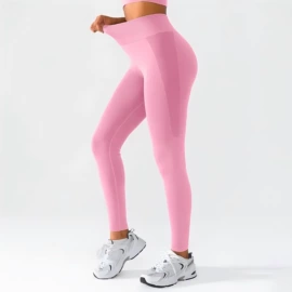 连衣裙;时尚休闲套装;女式T恤