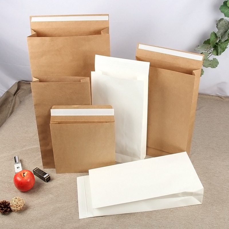Kraft Paper Bag, Brown Degradable Square Bottom Bag, Courier Bag, Eco-Friendly Clothing Bag, Bottom and Side Packaging Bag, Can Be Carried by Hand
