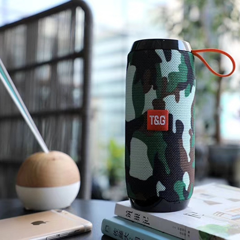 Transfronterizo nuevo TG106 altavoces Bluetooth tarjeta de enchufe impermeable computadora sonido portátil subwoofer altavoces deportivos