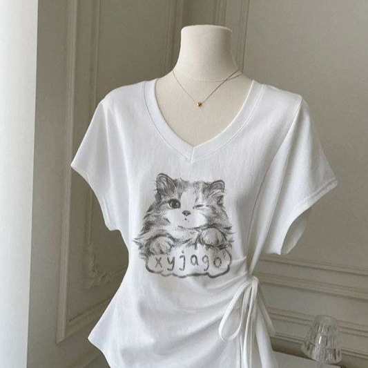 Fashionable summer T-shirt