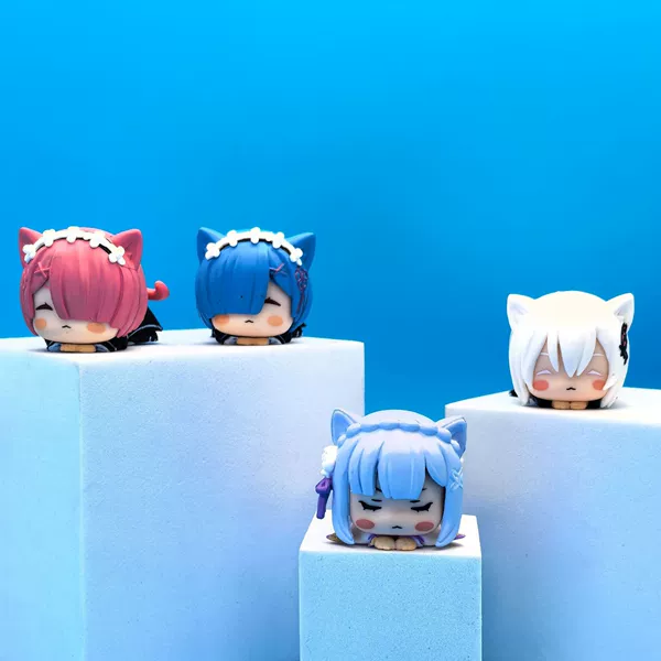 Rem Papa random one [photos are the whole set] bag