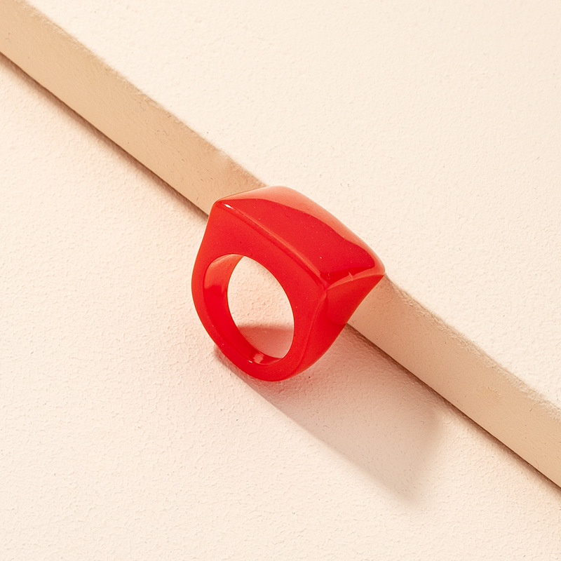 simple exaggerated red acrylic ringpicture4