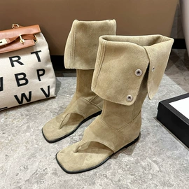 女式运动单鞋;女式皮靴;厚底拖鞋