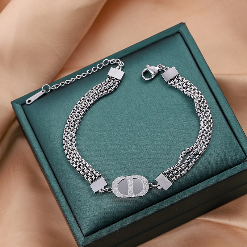 Ventas transfronterizas calientes nuevas pulseras de acero de titanio personalidad femenina de alto nivel diseño ligero de lujo moda temperamento versátil joyería de acero de titanio image 87