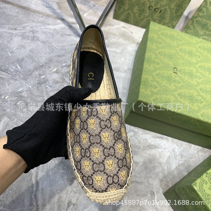 Comercio exterior transfronterizo G bordado estándar estampado zapatos de pescador 2025 suela de goma tejida boca poco profunda zapatos casuales de un solo pedal