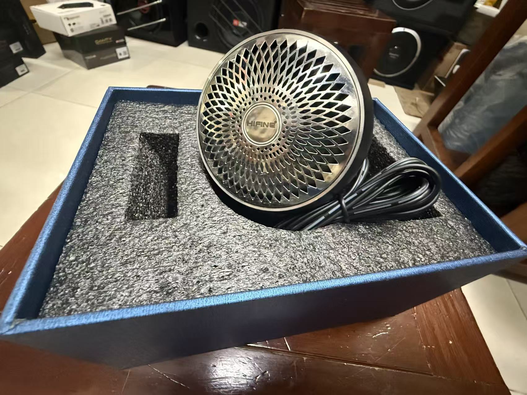 Manufacturer Wholesale Car Audio Modification Dashboard Center-Mounted 2.5inch Mid-Range Car Speakers with Enclosure, No Need for Mold-Making
