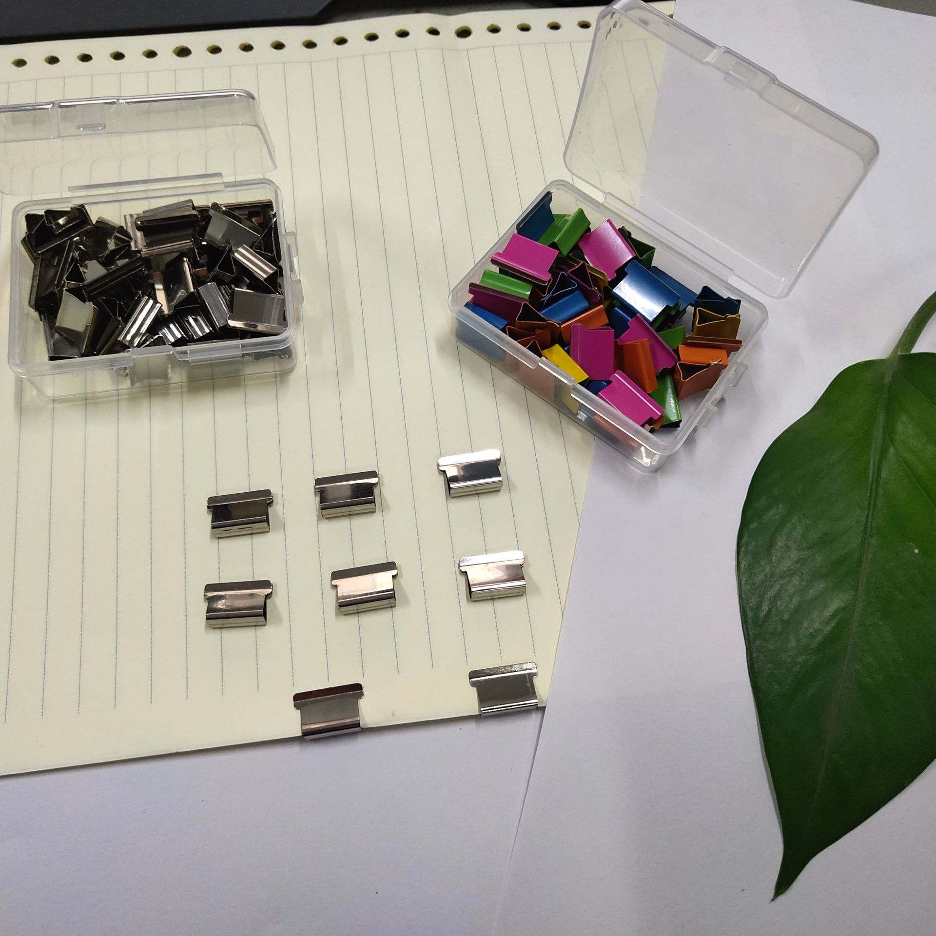 Clip de metal suplementario Clip de papel de prueba Clip de papel de libro Clip de papel de papel de papelería Clip de empuje Clip de respaldo