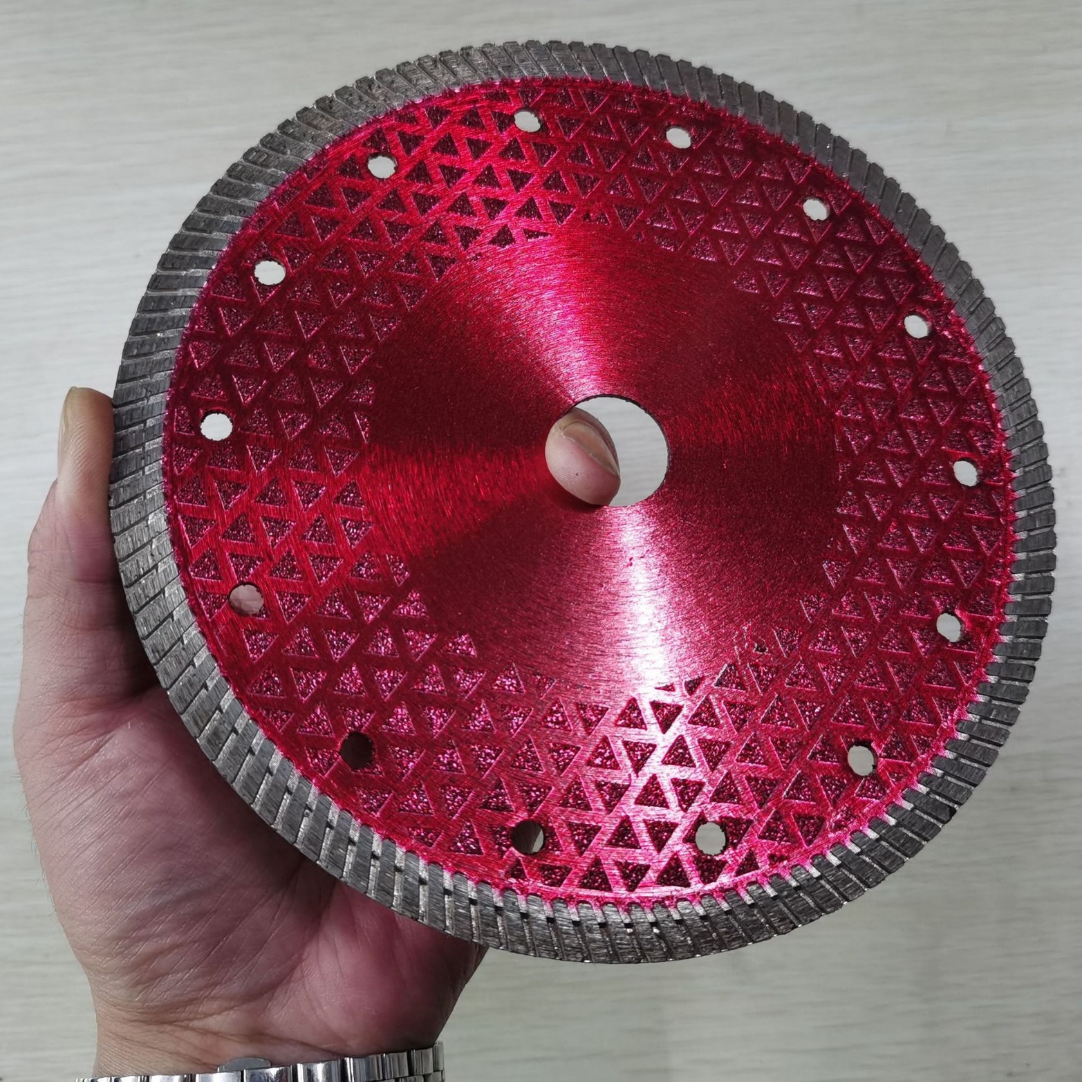 推荐深度切割热压烧结双面电镀锯片登场双面电镀加持深度切割超精