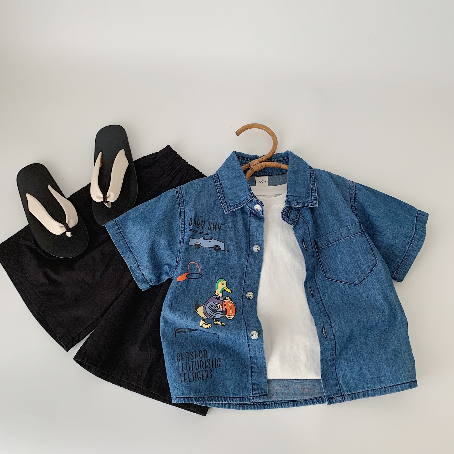 [Precio diario especial de 25.99 yuanes] Camisas de vaqueros infantiles de Mai Bao, camisas de manga corta para bebés coreanos de verano