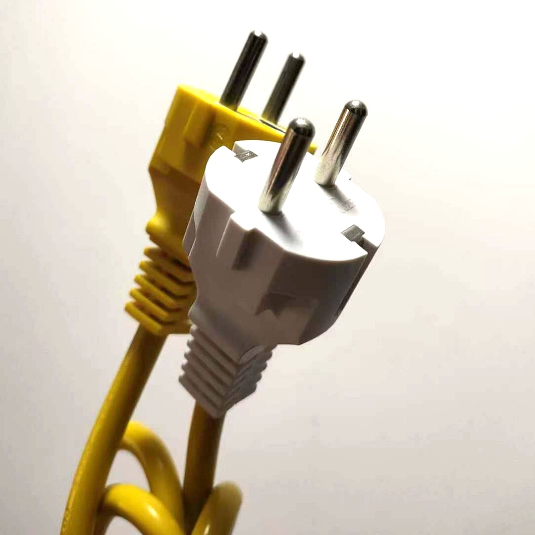 厂家优惠供应韩国电源插头韩式黑色3芯16A直头有孔无孔转换插头线