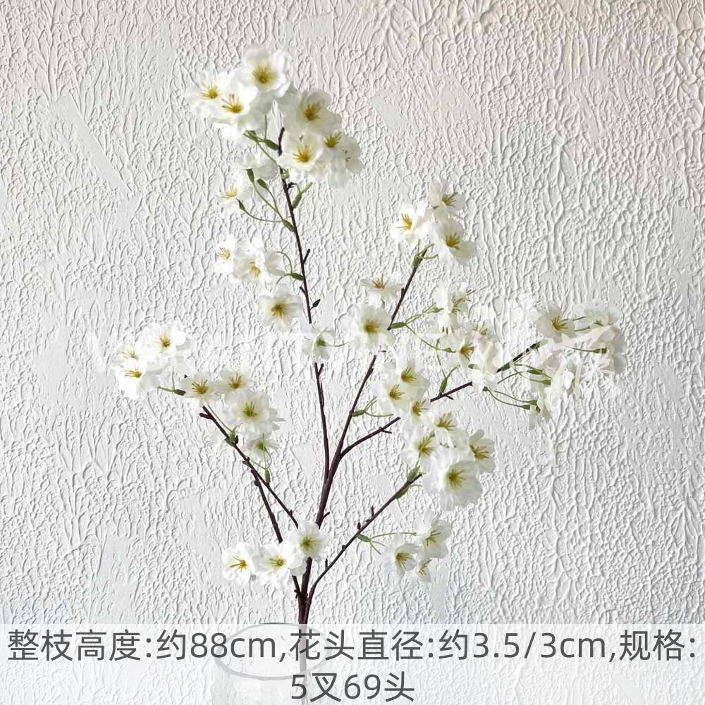 Arreglo de flores de guía de diseño de bodas blanco Arreglo de flores de guía Sala de estar del hotel Decoración de flores falsas Fábrica de flores artificiales al por mayor