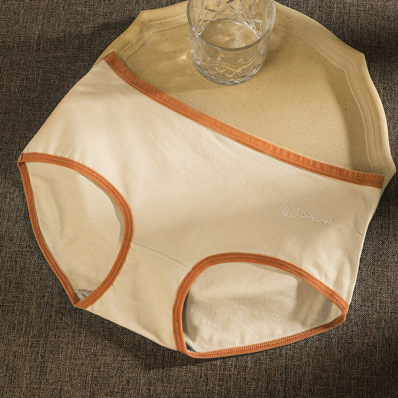 Ropa interior sin costuras de las mujeres de verano fino de algodón puro antibacteriano entrepierna chica estilo japonés de cintura media transpirable pantalones cortos de triángulo de cadera completa