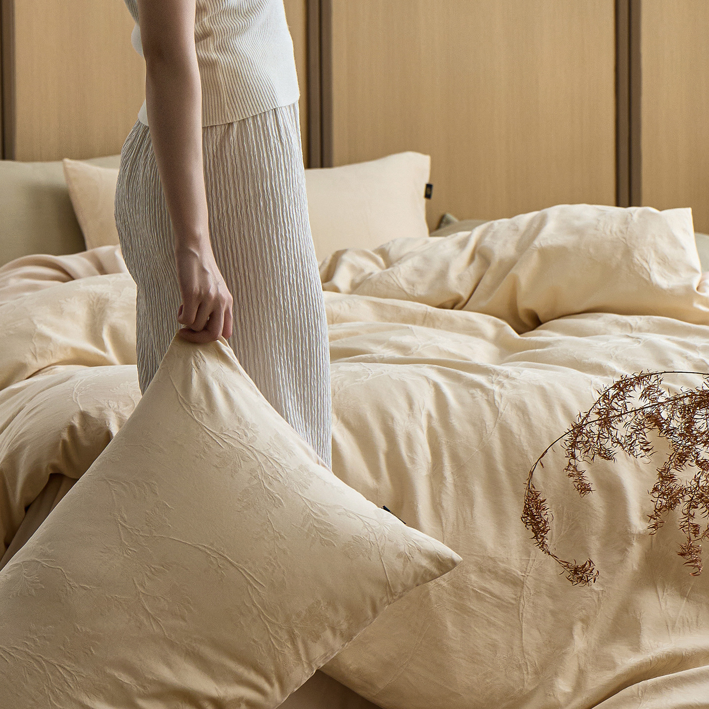 Completo letto 4 pezzi in cotone jacquard stile minimalista_voghion.com