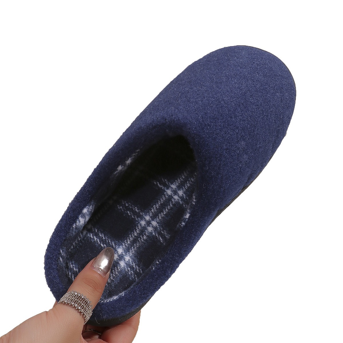 Damenschuhe Hausschuhe Neue Winter-Baumwollpantoffeln Einfarbige Home Rutschfeste Warme Freizeit Verdickte Bequeme Weiche Sohle Flauschige Hausschuhe_voghion.com