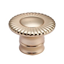 ��ɫ�����w�\�Ͻ���ˮƿ�w��ͨ����15�ڏ����ى��T��ˮƿ�w���l