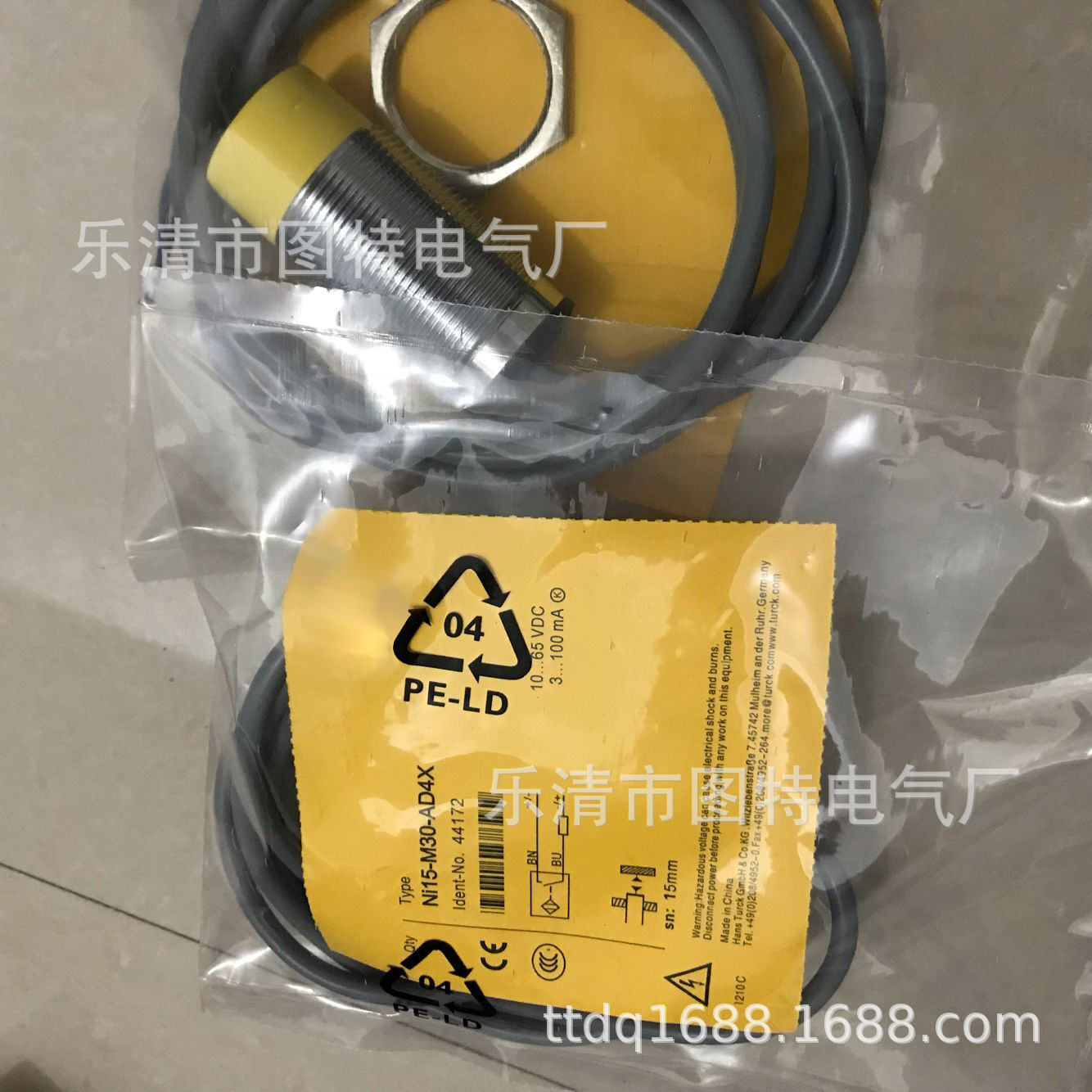 销售 全新电感式接近开关NI15-M30-AD4X 实物拍摄  质保一年