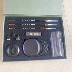 The four treasures of the writing brush and study set gift box wholesale is a good gift for students and beginners to practice calligraphy with pen, ink, paper and inkstone