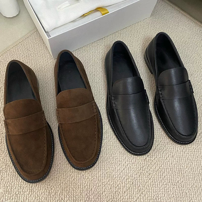 Small leather loafers low-cut, 2025 years