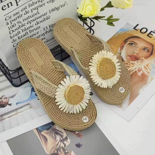 Ethnic style imitation straw travel espadrille women's sandals, trendy outer wear flip-flops, fashionable beach flower flip-flops for women