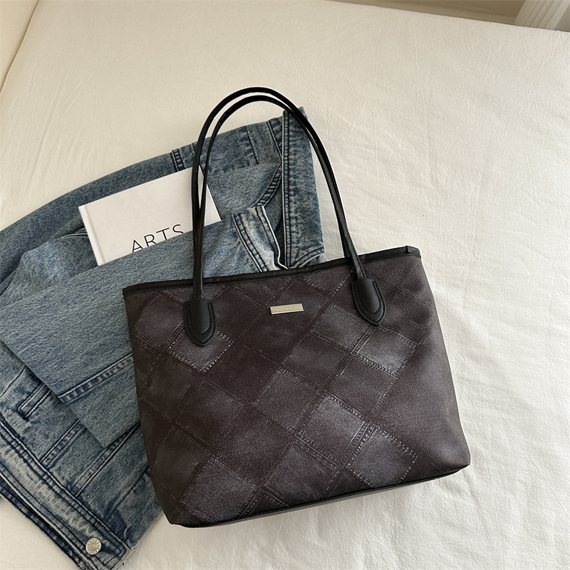Casual retro bolso de gran capacidad para mujeres 2024 nueva moda moda bolso de hombro de tendencia de textura universal bolso de viaje