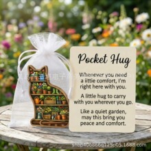 �羳The Garden Cat Pocket Hug���@؈�ڴ�����Ƭ�������[��