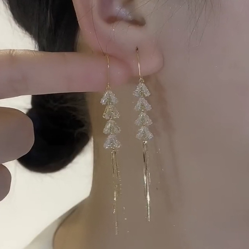 Elegante circón DE TRIGO pendientes de borla simple luz de lujo de las mujeres pendientes de hoja larga cara adelgazante moda pendientes anti-perdidos